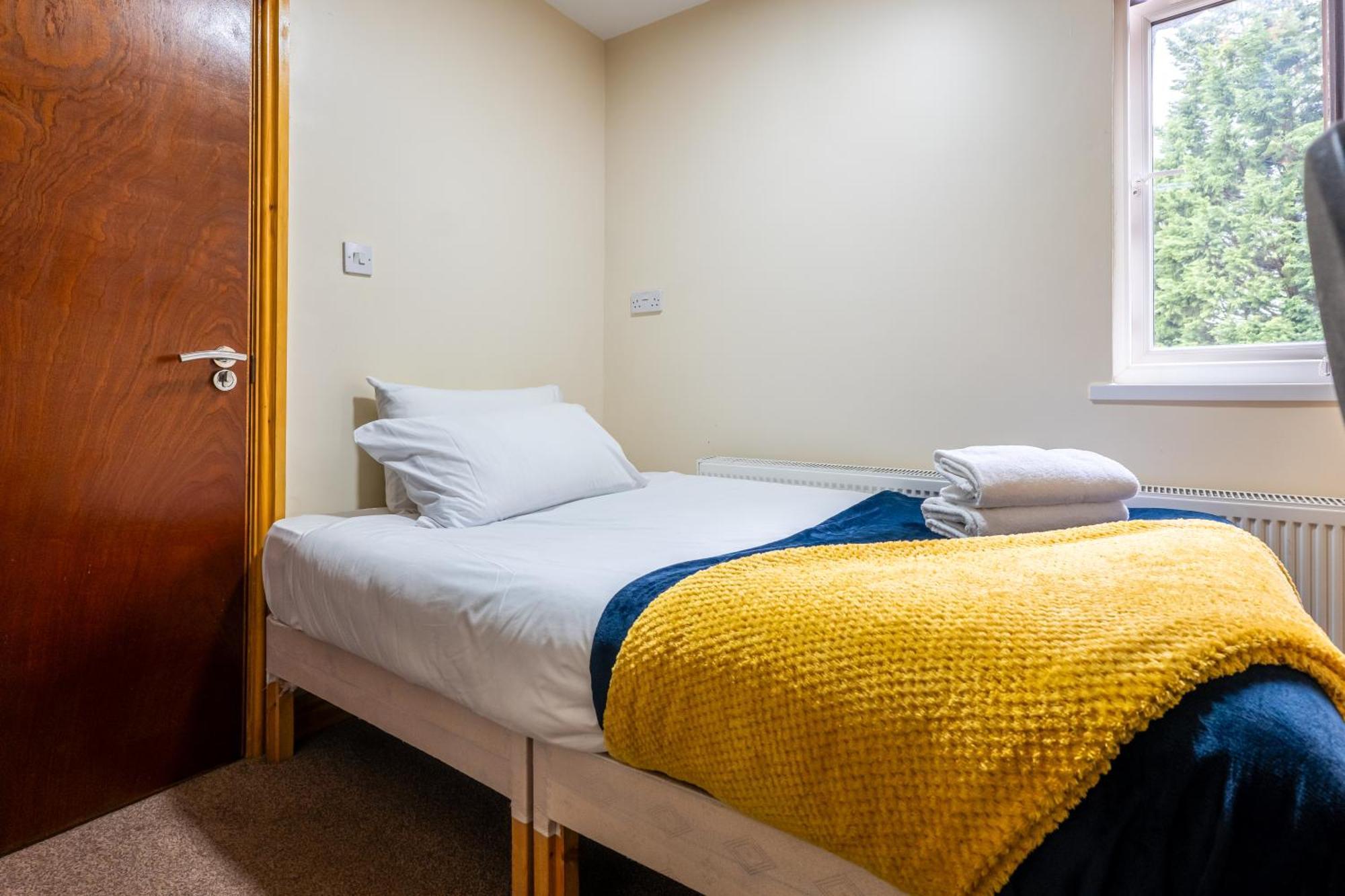 Private Rooms With Private Bathrooms In Selly Oak バーミンガム エクステリア 写真