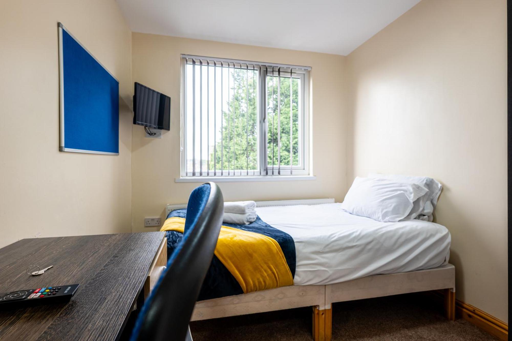 Private Rooms With Private Bathrooms In Selly Oak バーミンガム エクステリア 写真